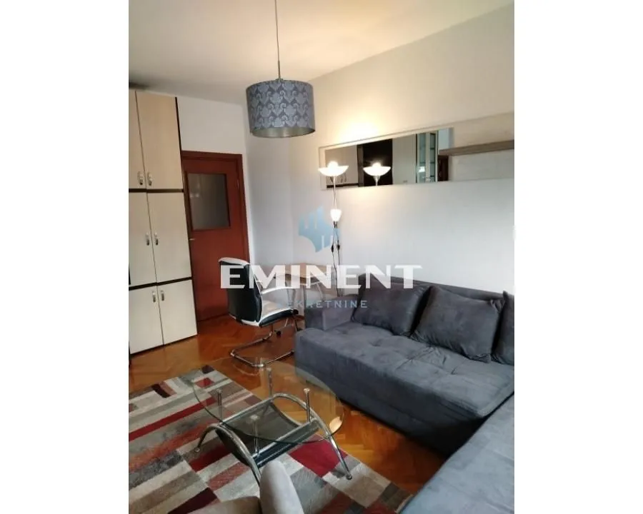 Izdavanje, stan, 40m², Voždovac Sve Podlokacije, Beograd
