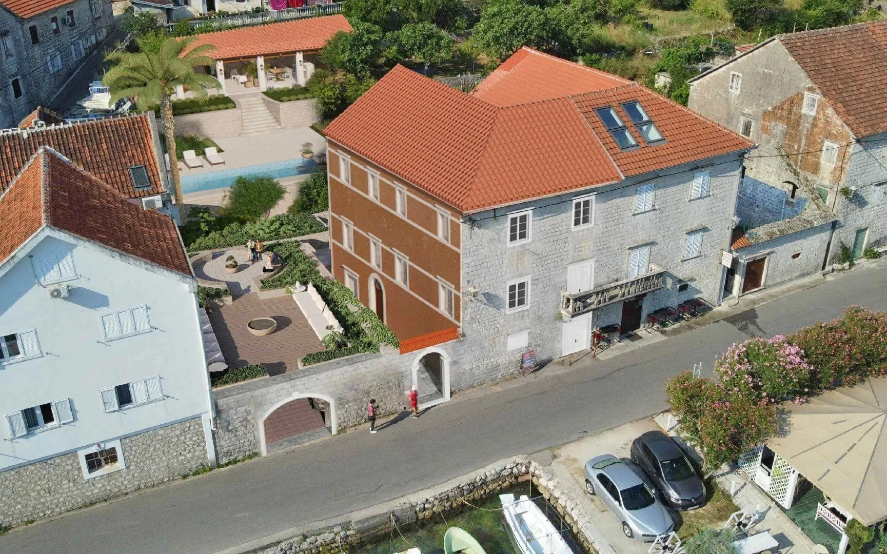Prodaja, kuća, 450m², Prčanj, Kotor