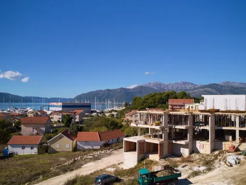 Sale, one bedroom apartment, 79m², Tivat, Crna Gora - image 14