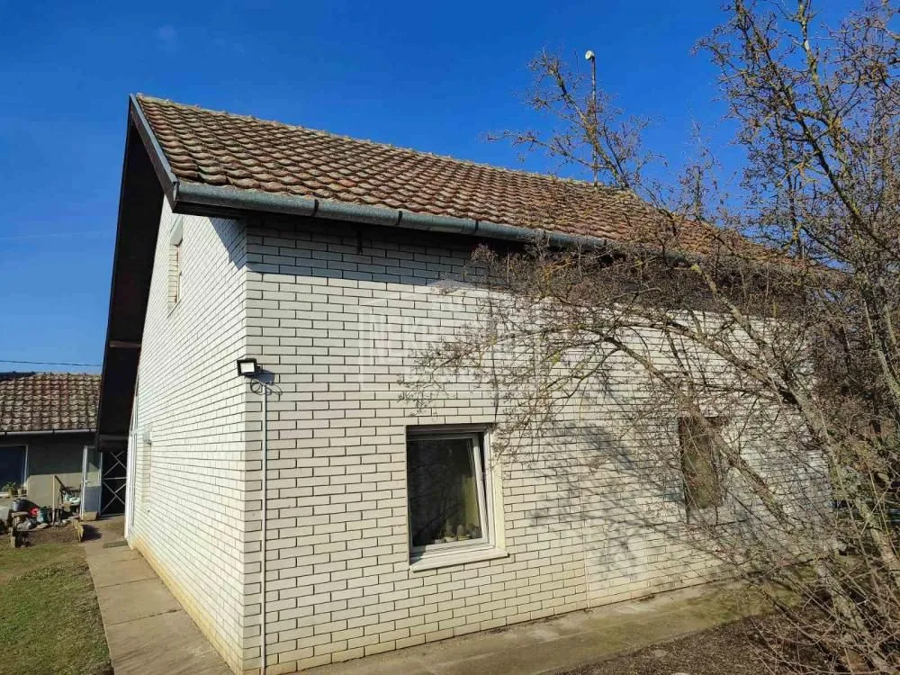 Prodaja, kuća, 130m², Srpski Šor, Subotica