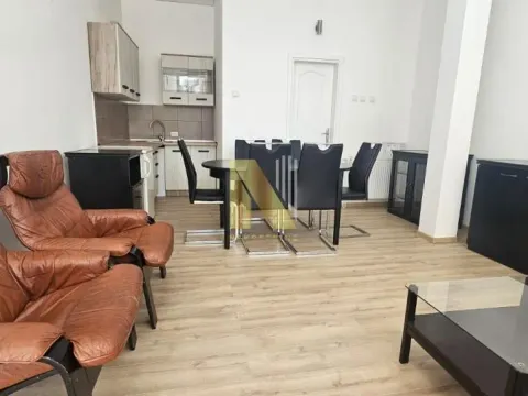 Sale, office space, 64m², Bulevar Oslobodjenja, Novi Sad Sve Podlokacije