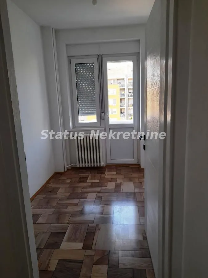 Prodaja, dvosoban stan, 52m², Grbavica, Novi Sad Sve Podlokacije