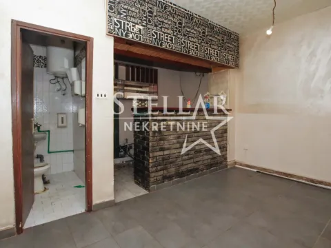 Sale, studio apartment, 32m², Lepa Kata, Podgorica - image 2
