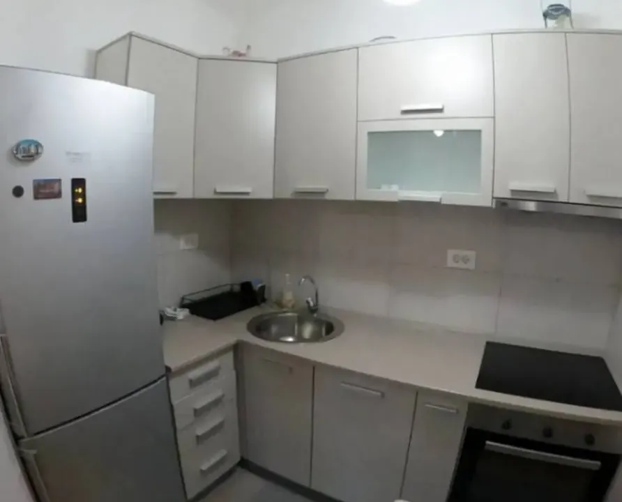 Izdavanje, jednosoban stan, 45m², City Kej, Podgorica