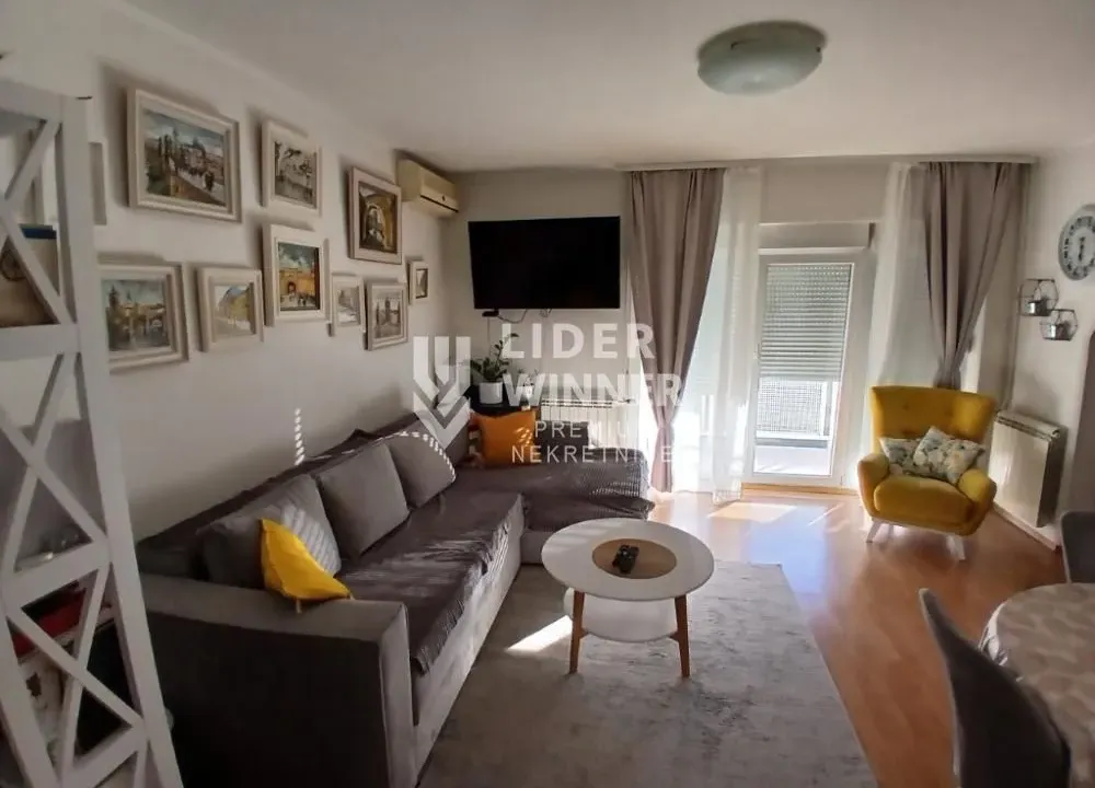 Prodaja, trosoban stan, 88m², Kumodraž 1, Kumodraž Sve Podlokacije