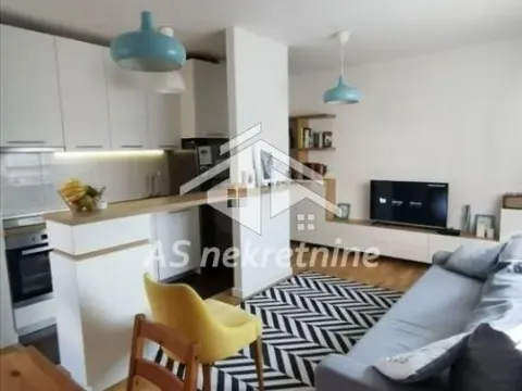 Izdavanje, dvosoban stan, 41m², Zemun Cara Dušana, Zemun Sve Podlokacije - image 2