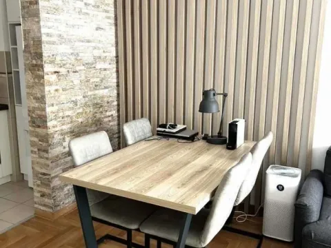 Stan in Vračar Sve Podlokacije