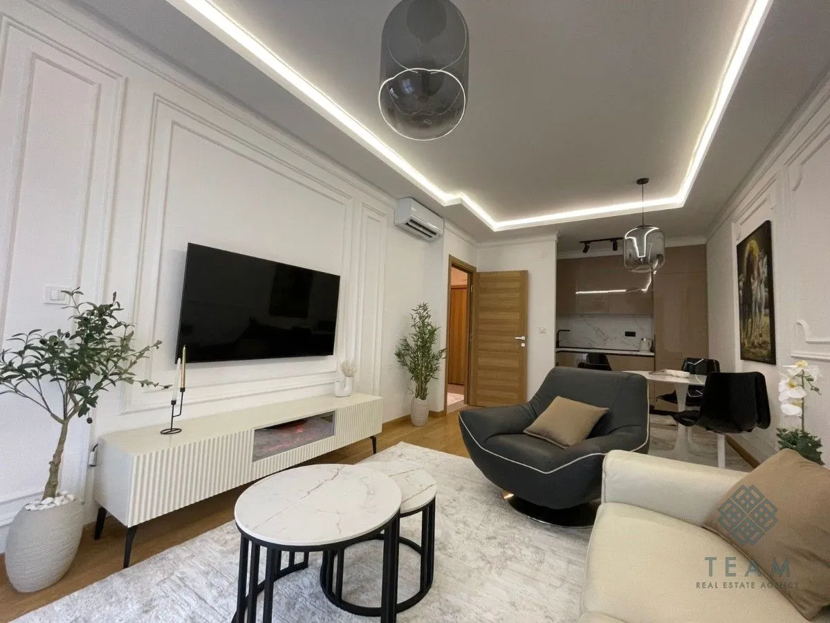 Izdavanje, jednosoban stan, 47m², City Kvart, Podgorica