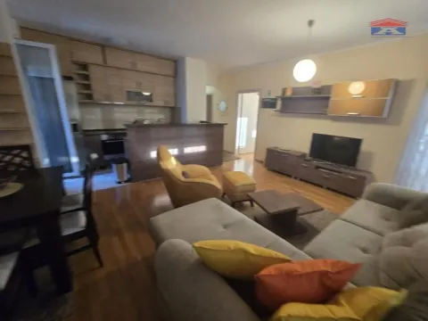 Izdavanje, trosoban stan, 69m², Cara Dušana, Novi Sad Sve Podlokacije - image 4