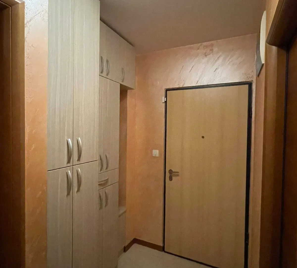 Rent, one bedroom apartment, 40m², Stari Aerodrom, Podgorica