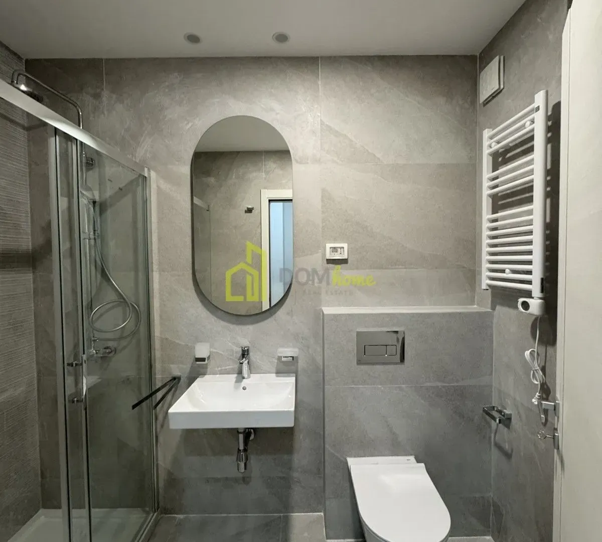Prodaja, jednosoban stan, 49m², Central Point, Podgorica