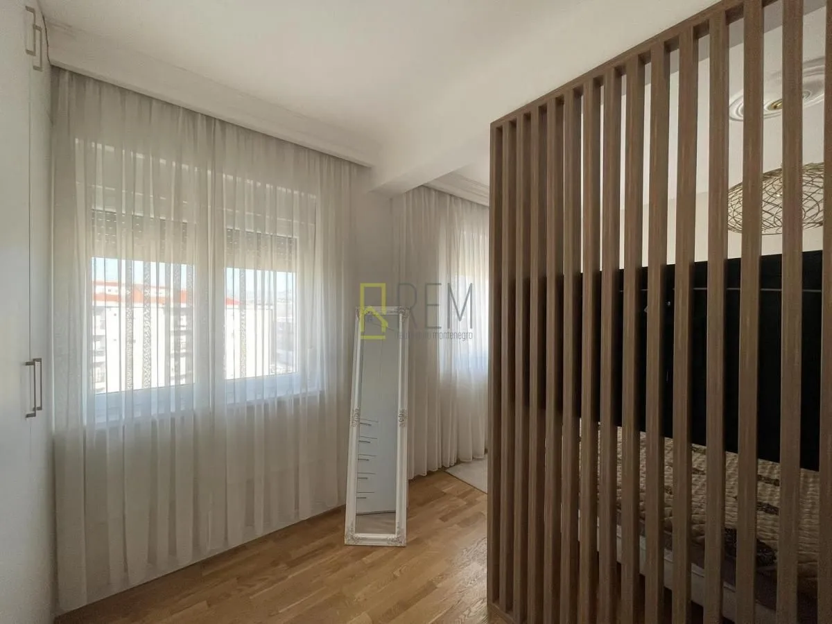 Prodaja, dvosoban stan, 90m², Zabjelo, Podgorica