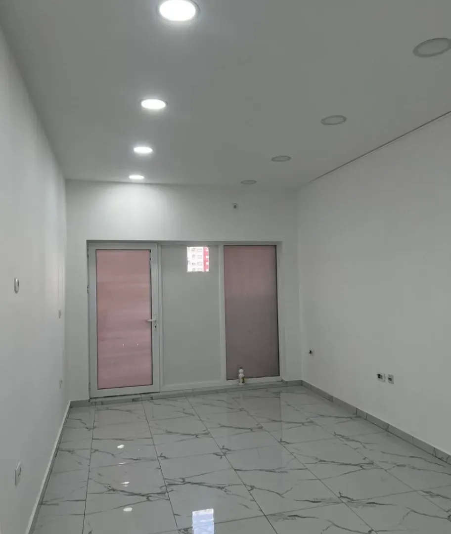 Rent, office space, 93m², Stari Aerodrom, Podgorica
