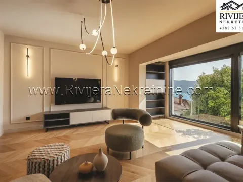 Prodaja, trosoban stan, 152m², Savina, Herceg Novi - image 1