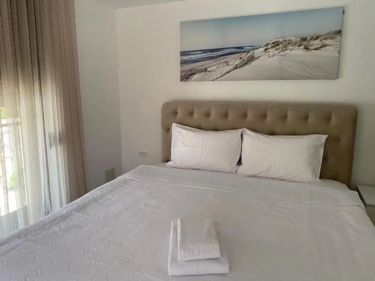 Sale, office space, 382m², Kotor, Crna Gora