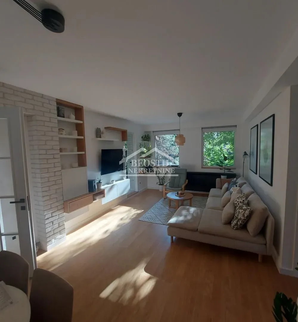 Sale, three bedroom apartment, 74m², Višnjička Banja, Palilula Sve Podlokacije