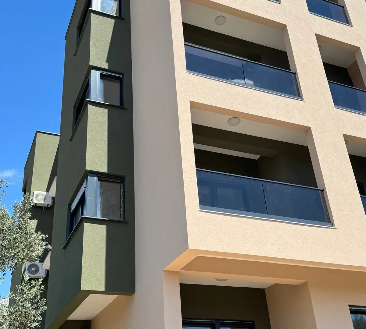 Sale, one bedroom apartment, 51m², Stari Bar, Bar