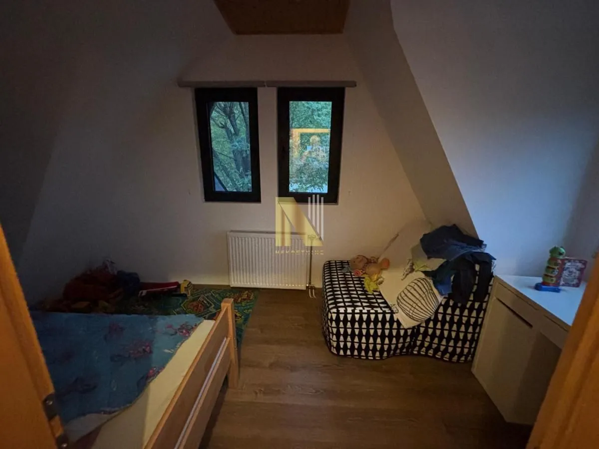 Prodaja, kuća, 130m², Sremska Mitrovica, Srbija