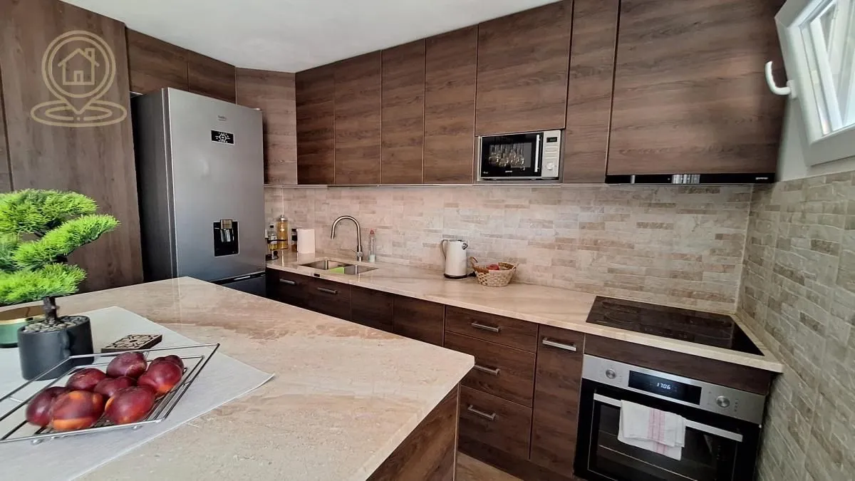 Rent, office space, 320m², Medijana, Niš