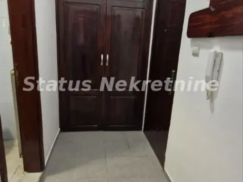 Izdavanje, dvosoban stan, 42m², Centar, Novi Sad - image 7