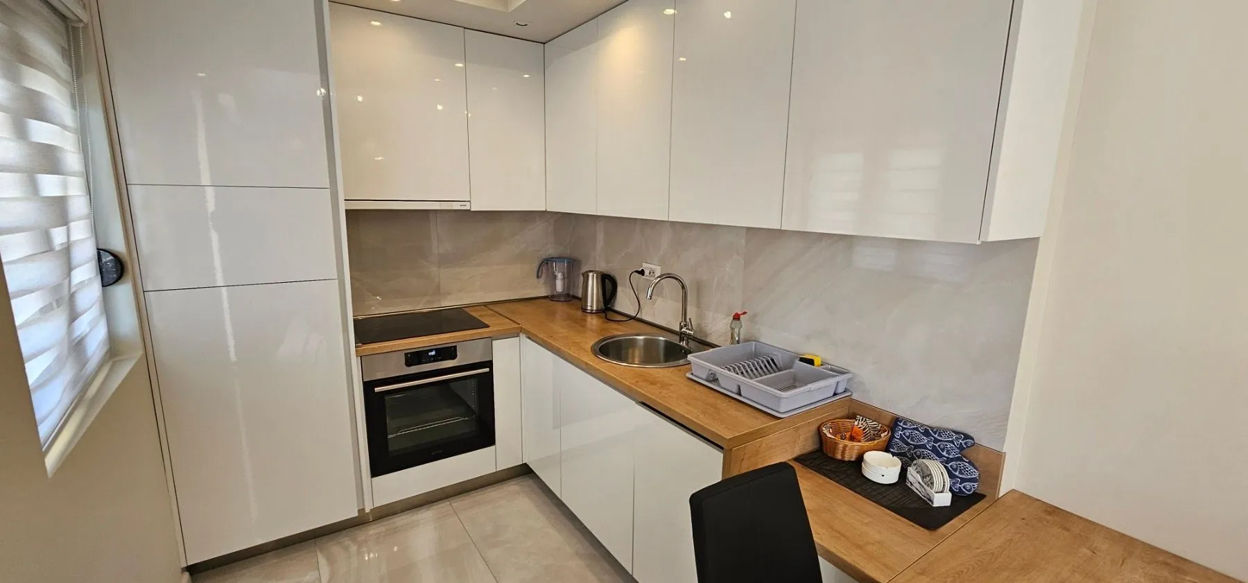 Izdavanje, jednosoban stan, 55m², Centar, Tivat