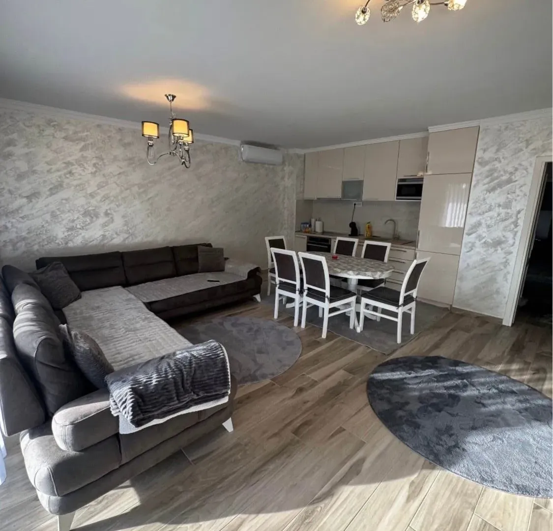 Sale, two bedroom apartment, 76m², Pržno, Budva