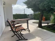 Izdavanje, kuća, 250m², Zagorič, Podgorica - image 10