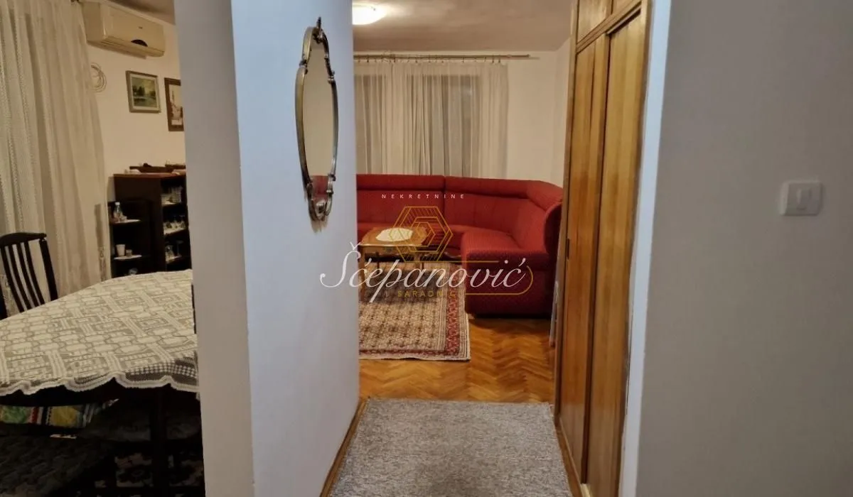 Rent, three bedroom apartment, 91m², Bulevar patrijarha Pavla, Novi Sad Sve Podlokacije