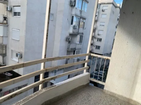 Izdavanje, trosoban stan, 56m², Bar, Crna Gora - image 13