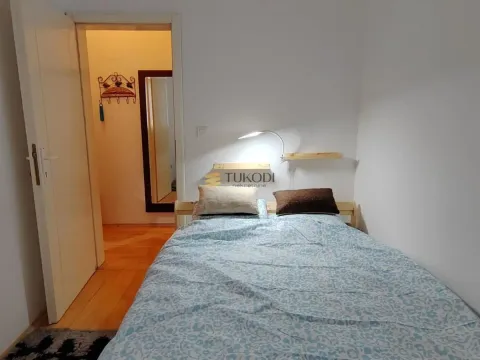 Izdavanje, dvosoban stan, 43m², Zemun Centar, Zemun Sve Podlokacije - image 1