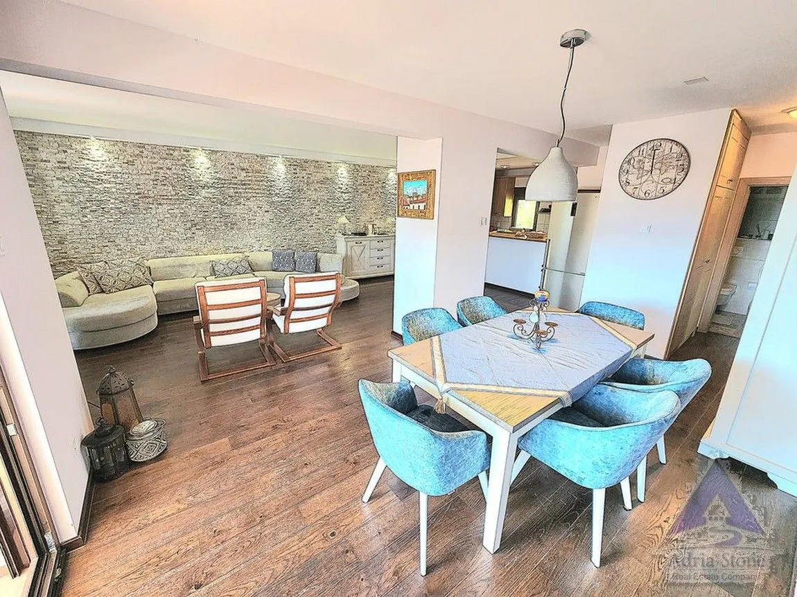 Sale, three bedroom apartment, 110m², Dubovica, Budva