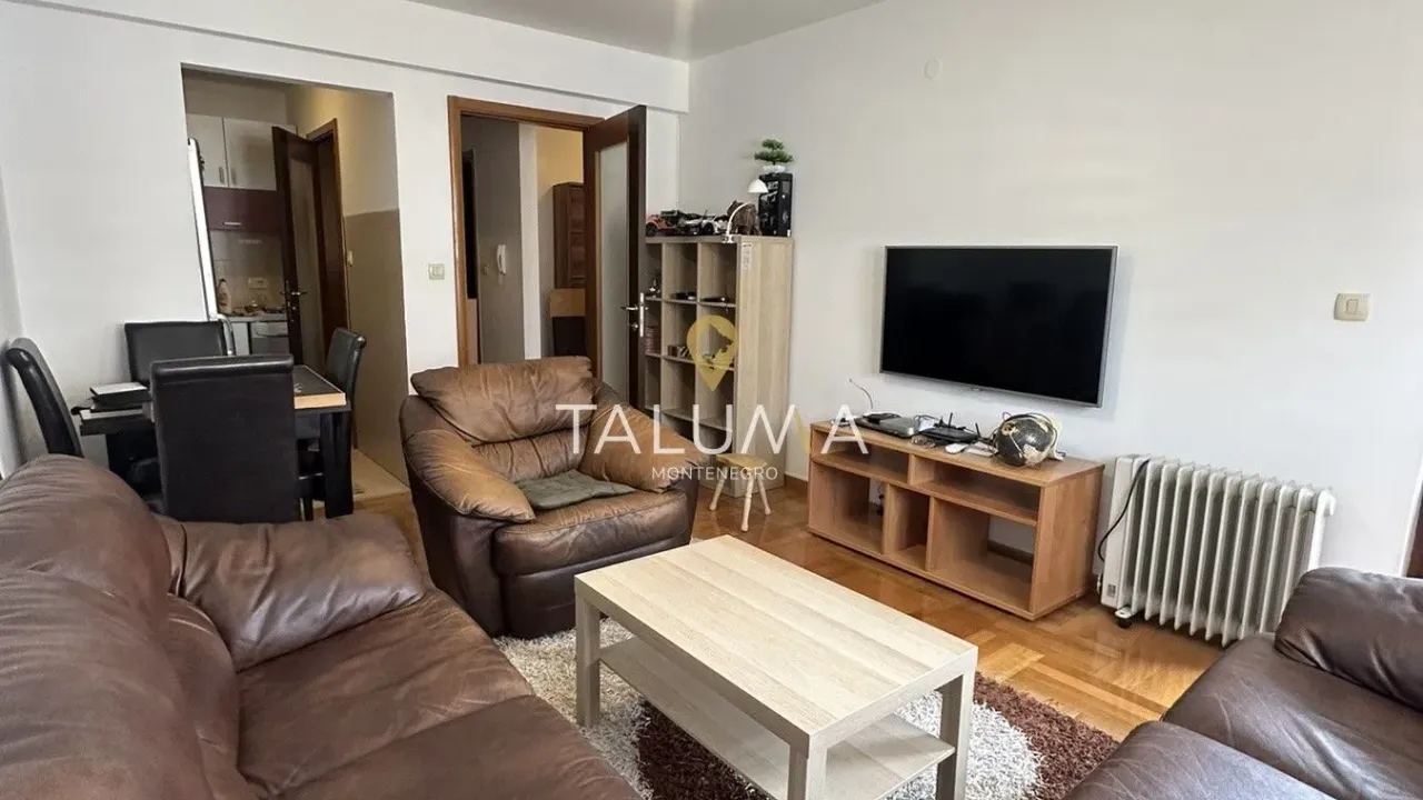 Prodaja, dvosoban stan, 55m², Stari Aerodrom, Podgorica