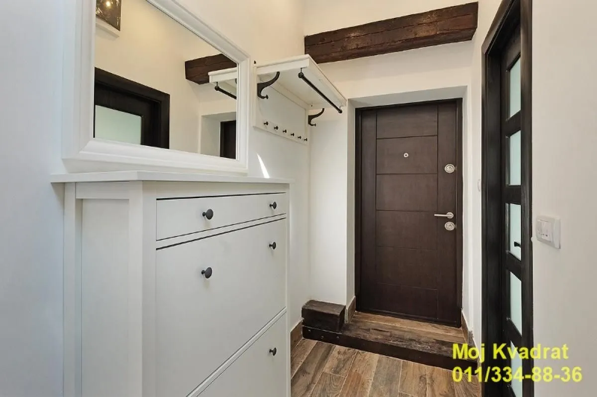 Rent, four bedroom apartment, 105m², Savski Venac, Beograd