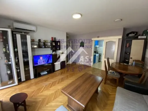 Sale, four bedroom apartment, 90m², Bulevar Oslobodjenja, Novi Sad Sve Podlokacije - image 2