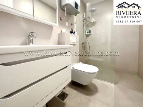 Prodaja, trosoban stan, 98m², Dobrota, Kotor - image 7