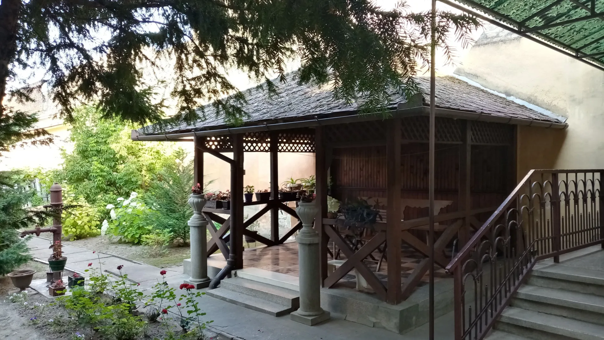 Prodaja, kuća, 159m², Centar, Subotica