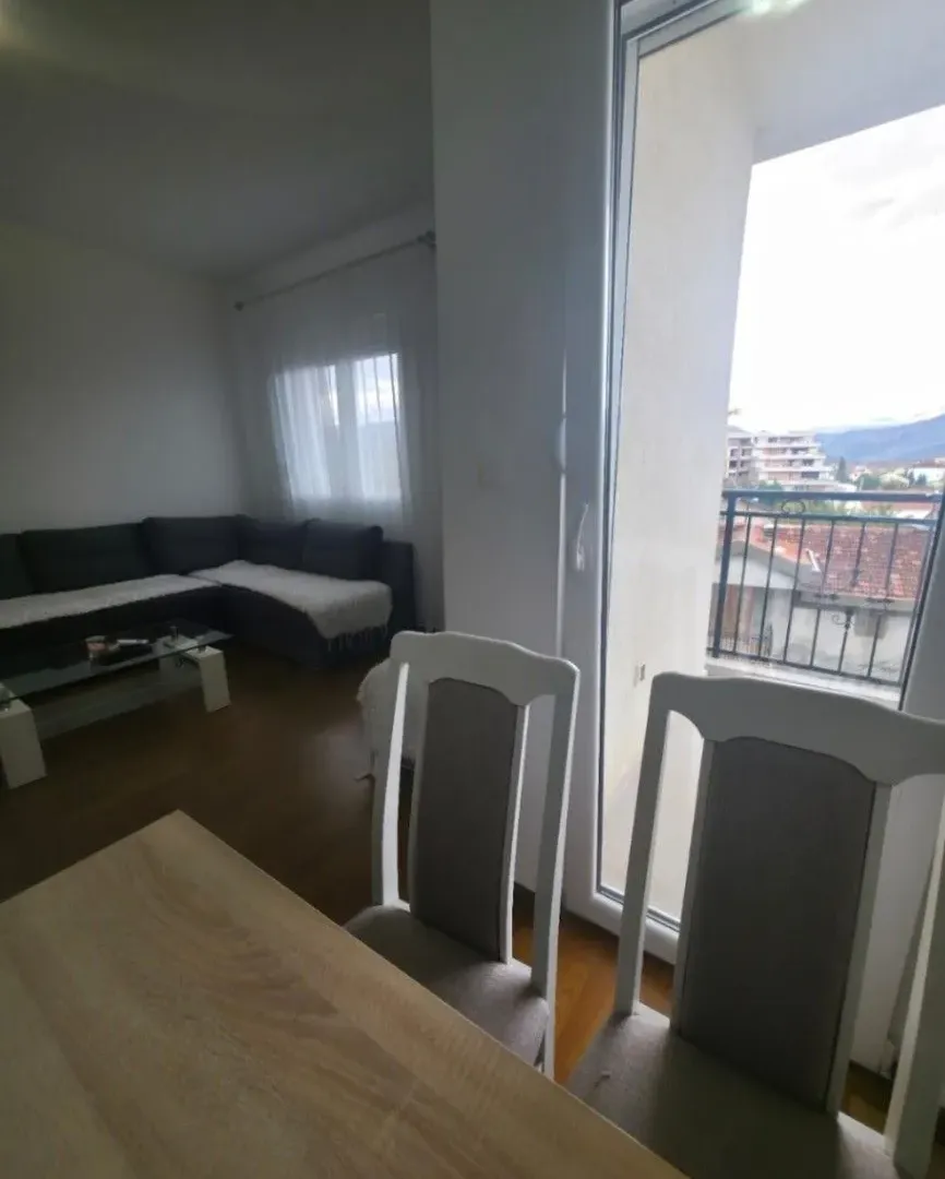 Rent, one bedroom apartment, 45m², City Kej, Podgorica