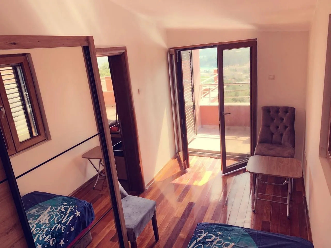 Rent, two bedroom apartment, 73m², Bečići, Budva