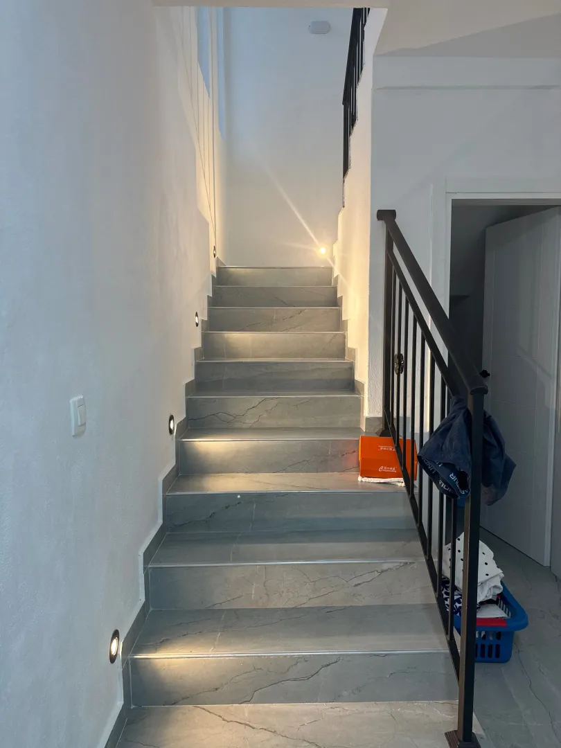 Izdavanje, kuća, 170m², Zaljevo, Bar