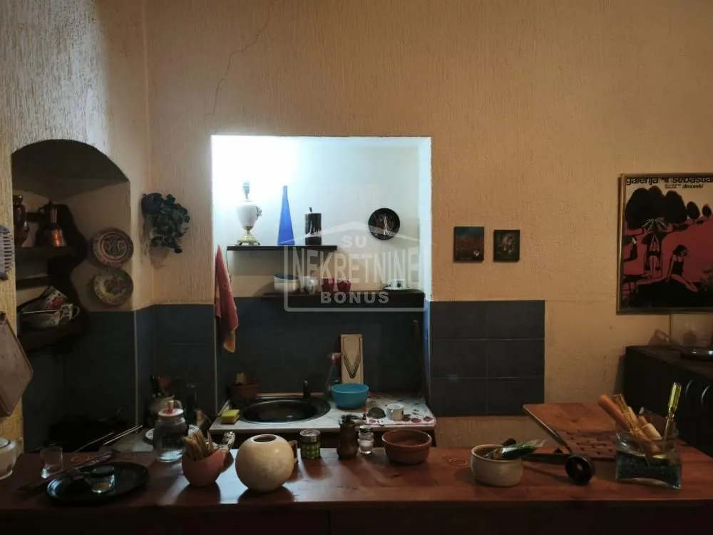 Prodaja, trosoban stan, 92m², Kertvaroš, Subotica