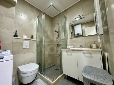 Izdavanje, jednosoban stan, 45m², Tivat, Crna Gora - image 11
