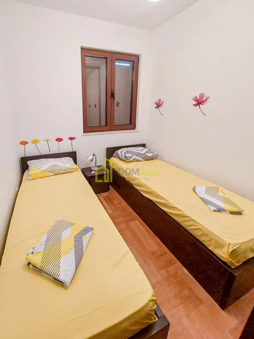Rent, two bedroom apartment, 72m², Kotor, Crna Gora