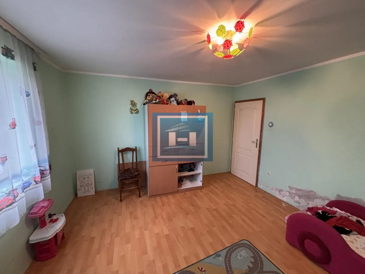 Prodaja, kuća, 194m², Ribare, Jagodina