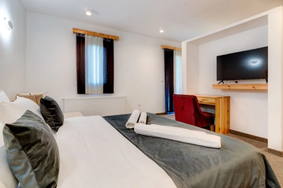Sale, hospitality venue, 1250m², Kolašin, Crna Gora