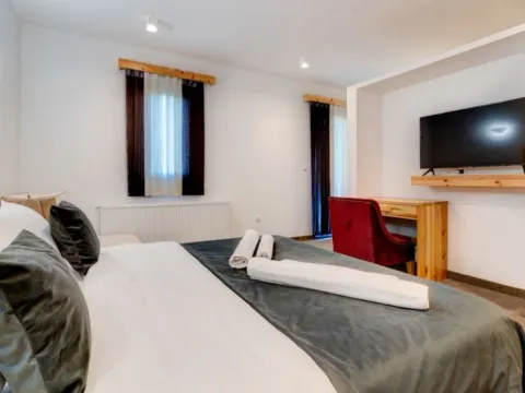 Sale, hospitality venue, 1250m², Kolašin, Crna Gora - image 4