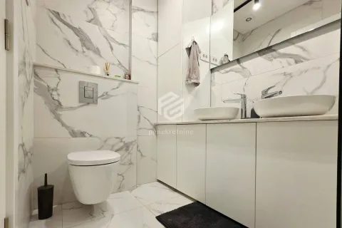 Rent, one bedroom apartment, 59m², Centar, Podgorica - image 9