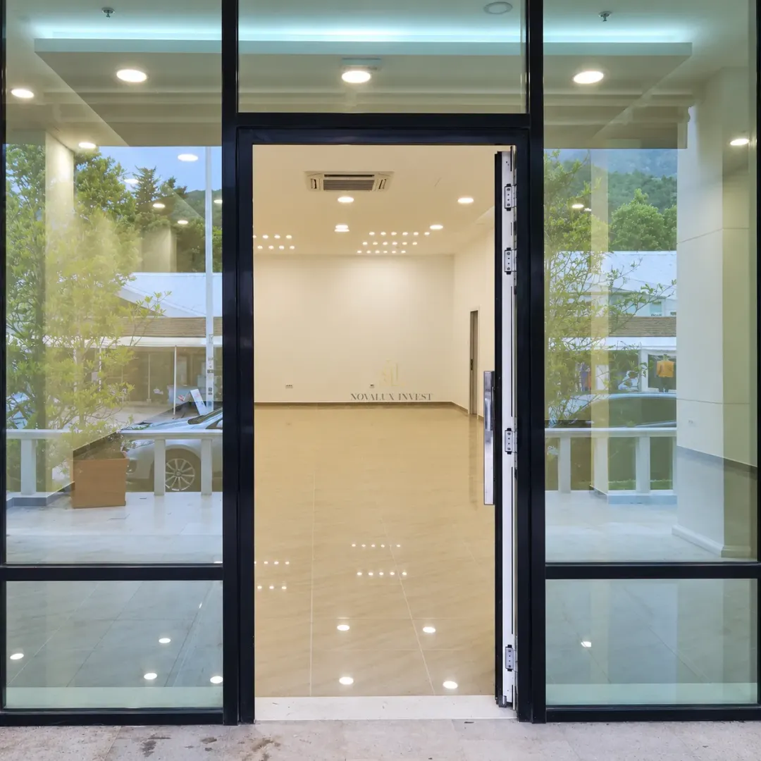 Rent, office space, 147m², Centar, Budva