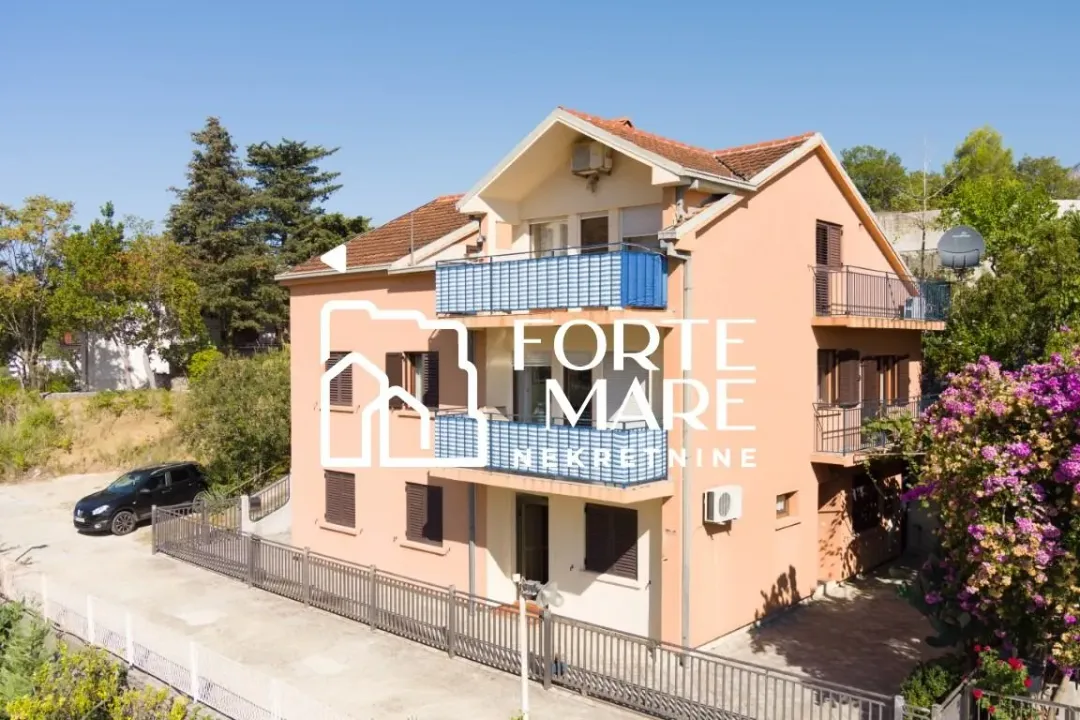 Sale, house, 252m², Igalo, Herceg Novi
