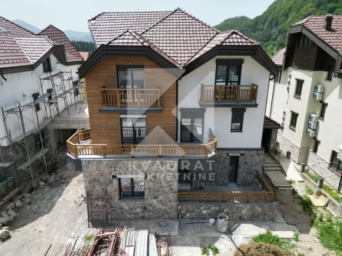 Prodaja, stan, 46m², Centar, Kolašin - image 4