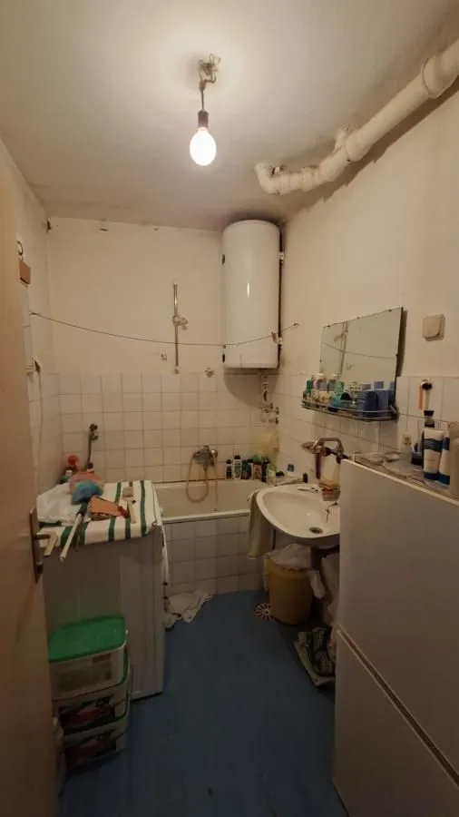 Prodaja, trosoban stan, 79m², Kikinda, Srbija